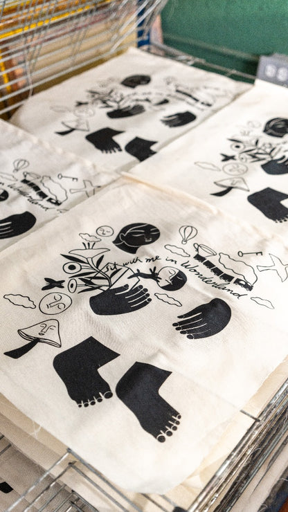 WONDERLAND TOTE BAG x ILUSTRACIÓN JIMENA ESTÍBALIZ